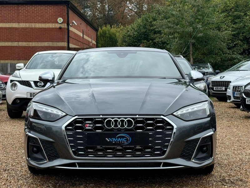 AUDI S5