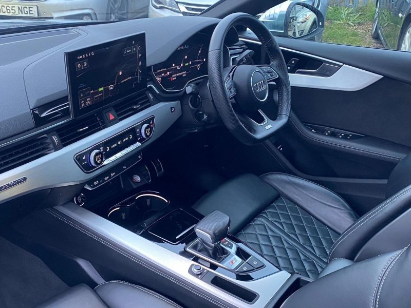 AUDI S5