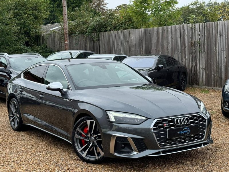 AUDI S5