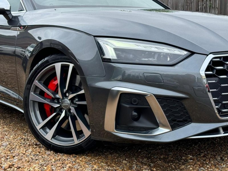 AUDI S5
