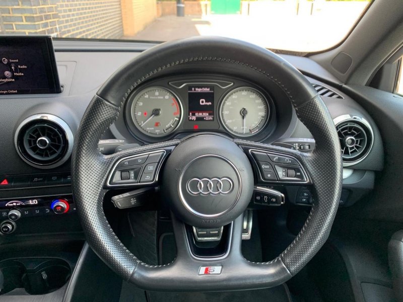 AUDI S3