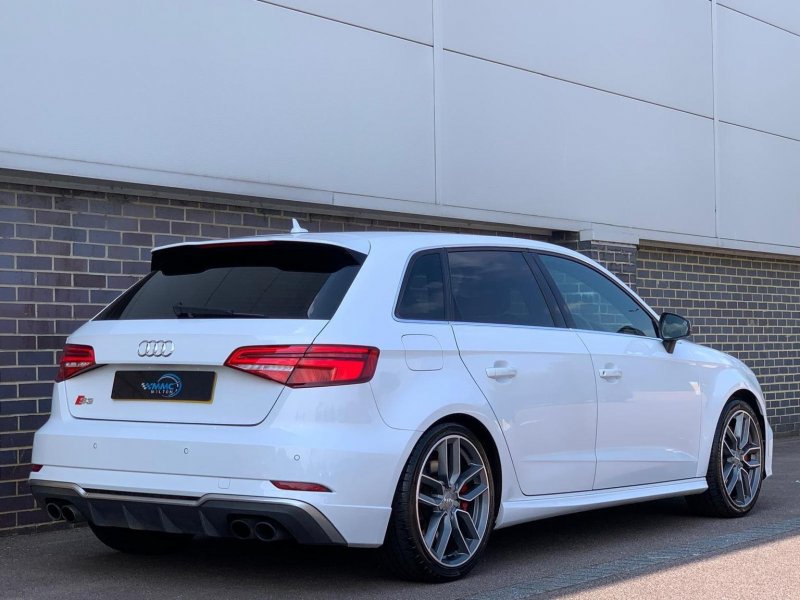 AUDI S3