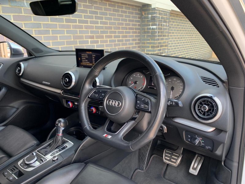 AUDI S3