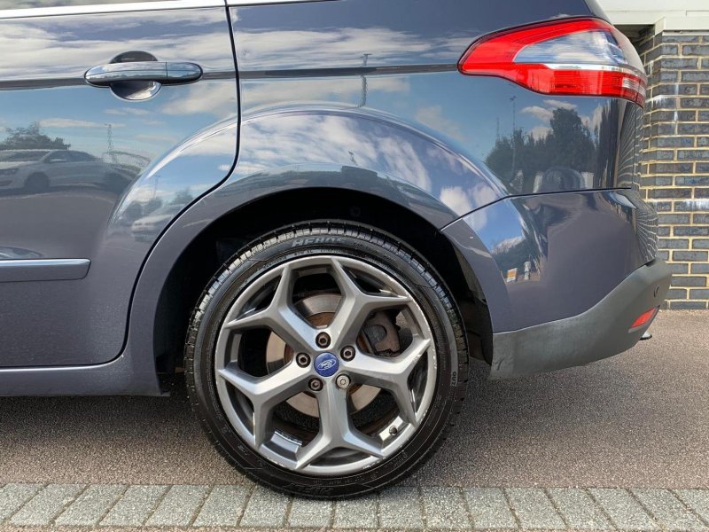 FORD S-MAX