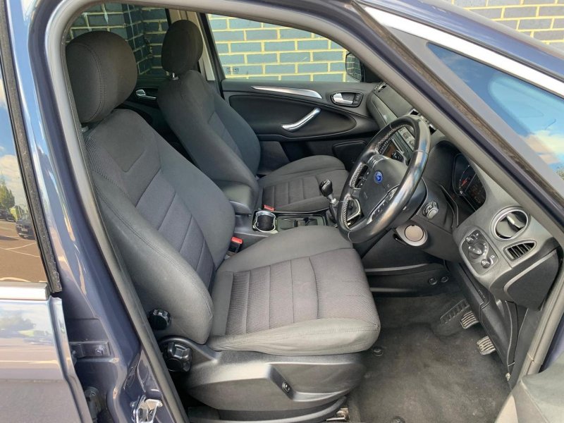 FORD S-MAX