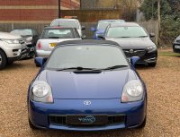 TOYOTA MR2