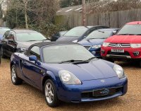TOYOTA MR2
