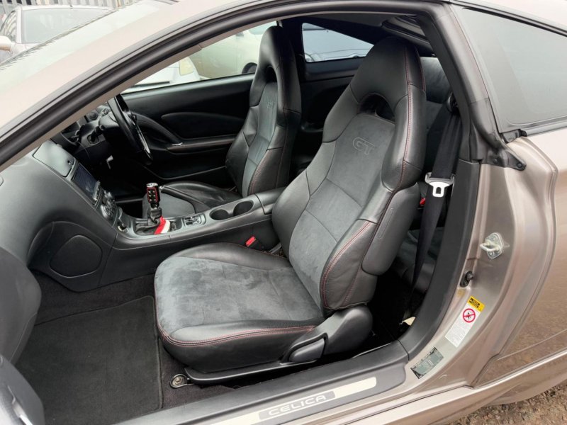 TOYOTA CELICA