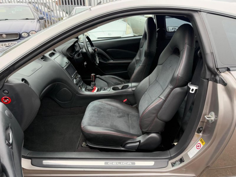 TOYOTA CELICA