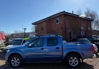 NISSAN NAVARA