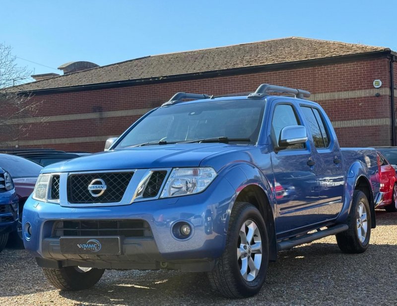 NISSAN NAVARA