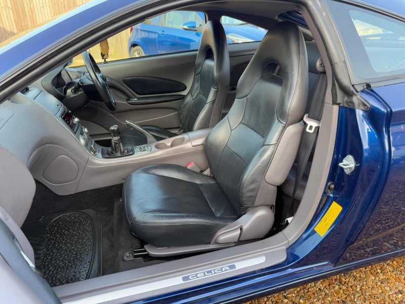 TOYOTA CELICA