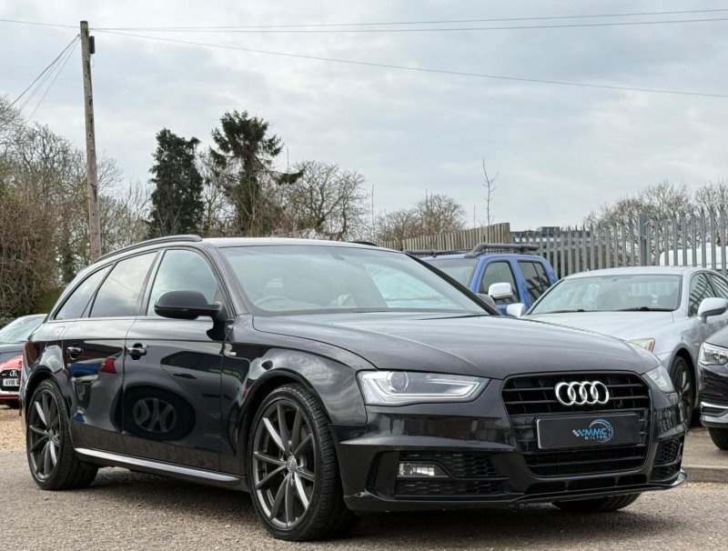 AUDI A4 AVANT