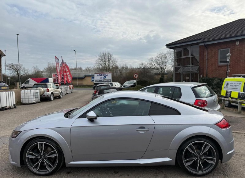 AUDI TTS
