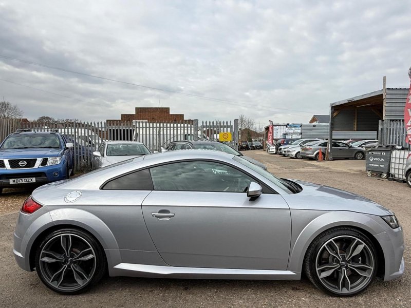 AUDI TTS