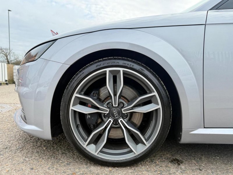 AUDI TTS