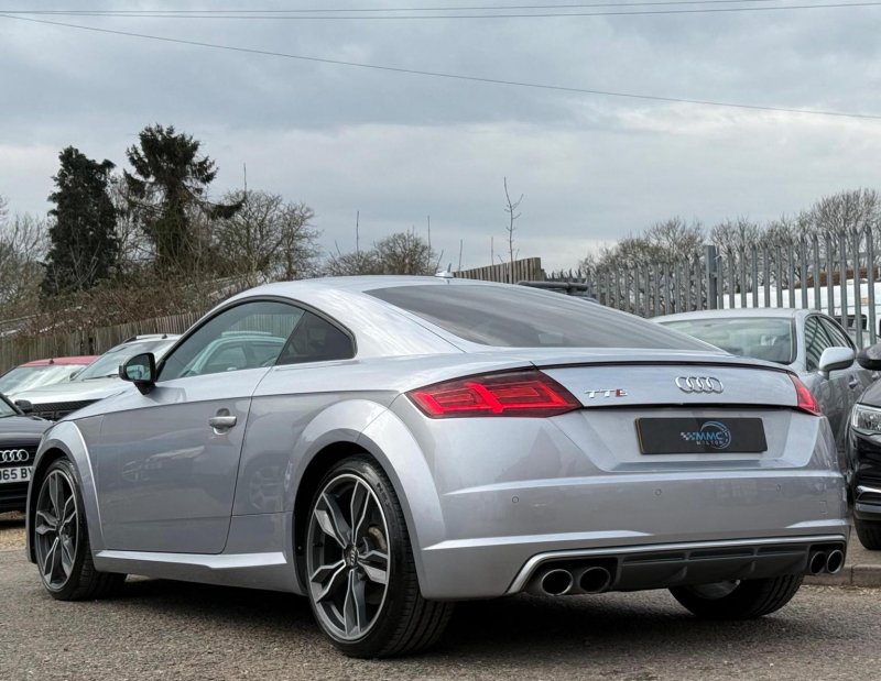 AUDI TTS