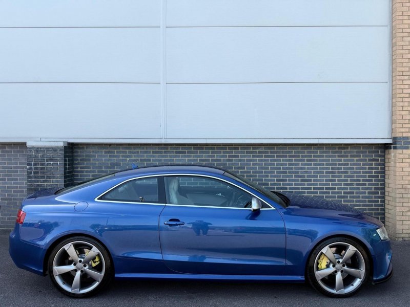 AUDI RS5