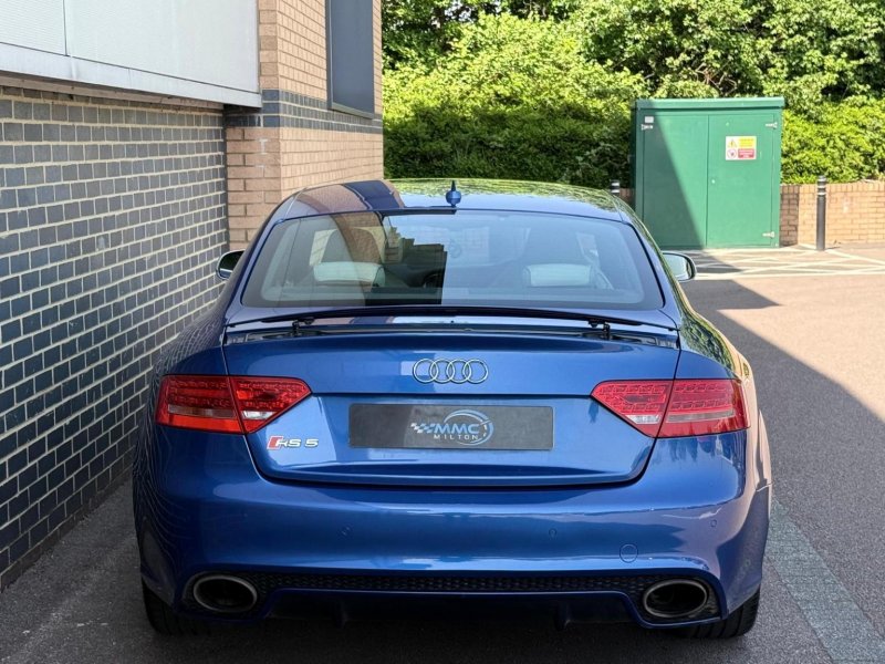 AUDI RS5