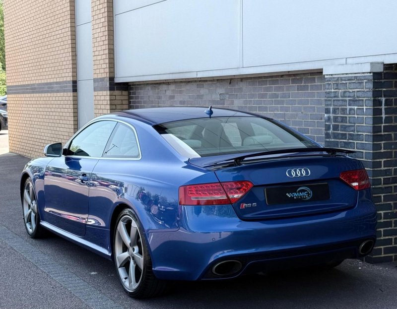 AUDI RS5