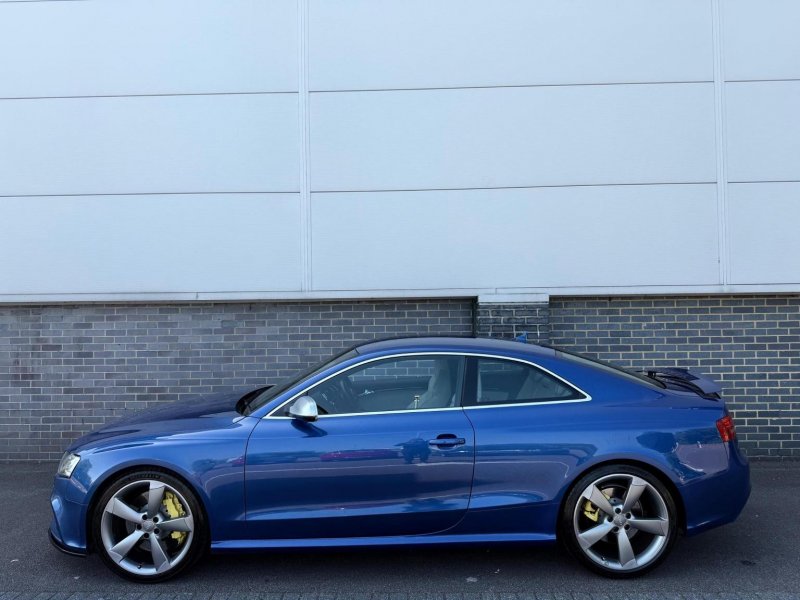 AUDI RS5