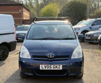 TOYOTA COROLLA VERSO