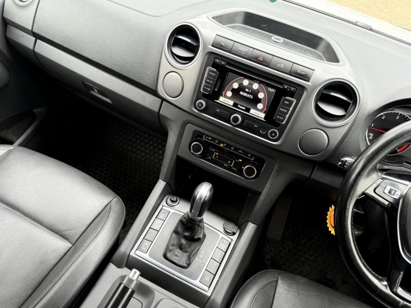 VOLKSWAGEN AMAROK
