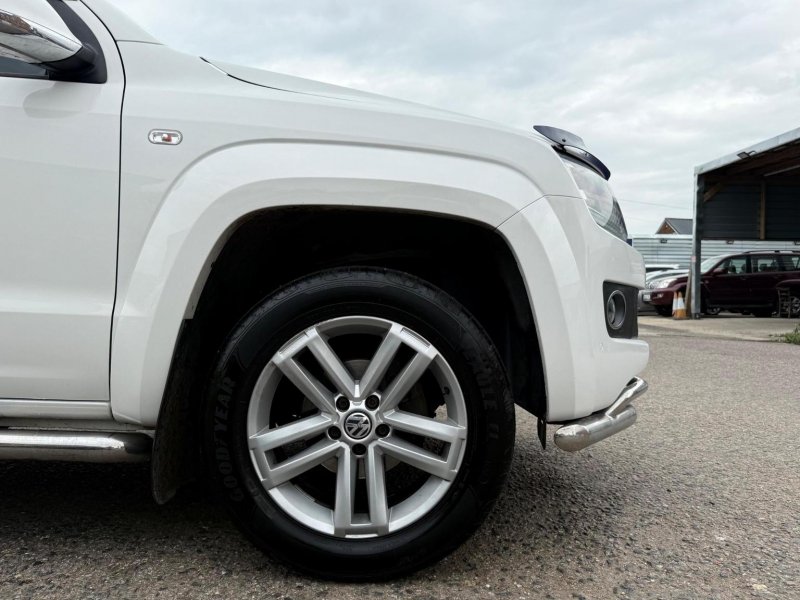 VOLKSWAGEN AMAROK