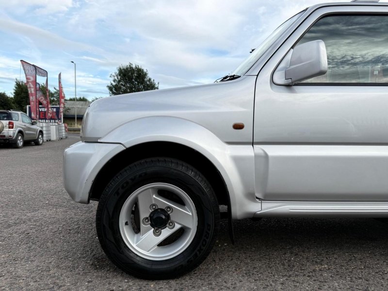 SUZUKI JIMNY