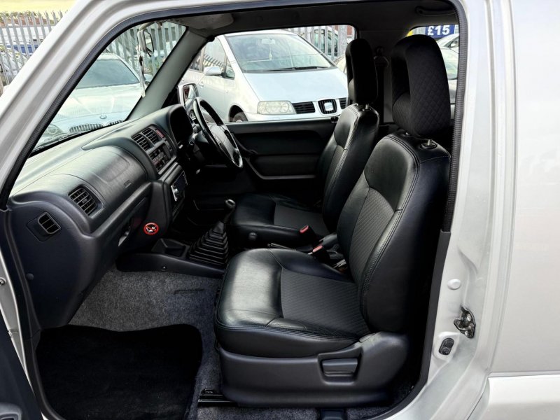 SUZUKI JIMNY