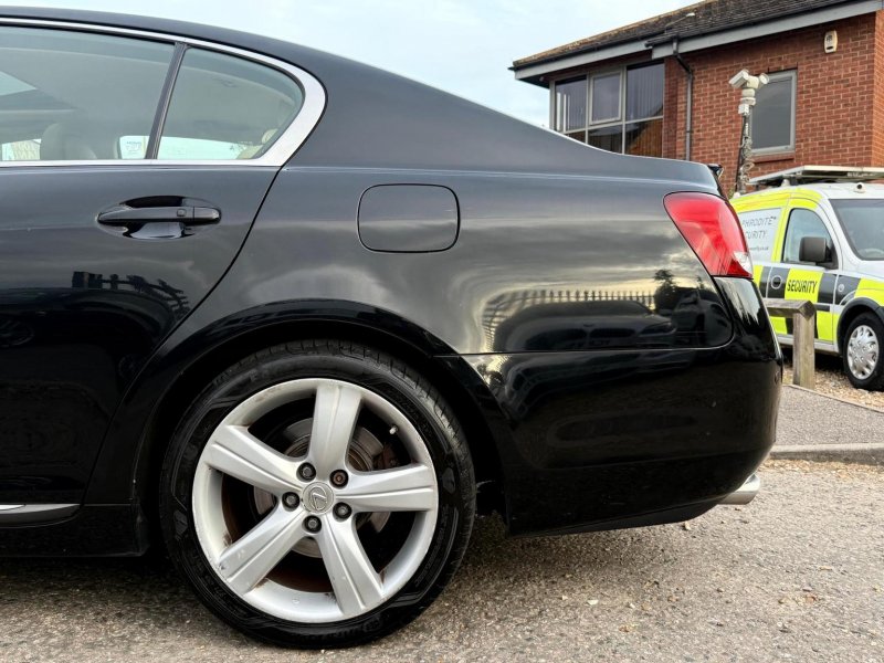 LEXUS GS