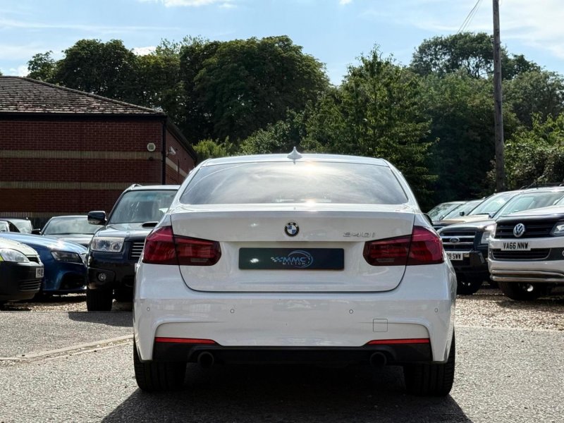 BMW 3 SERIES