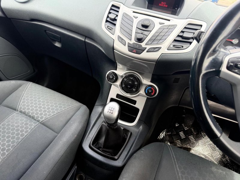 FORD FIESTA