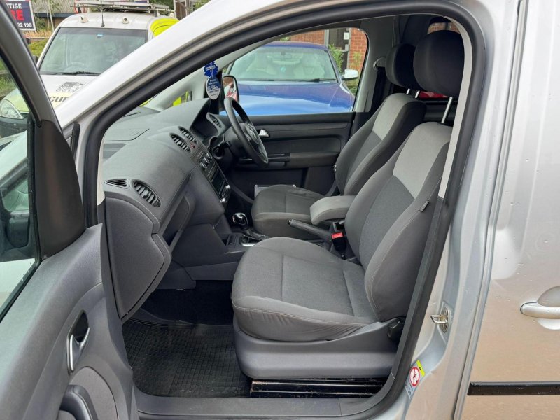 VOLKSWAGEN CADDY MAXI LIFE