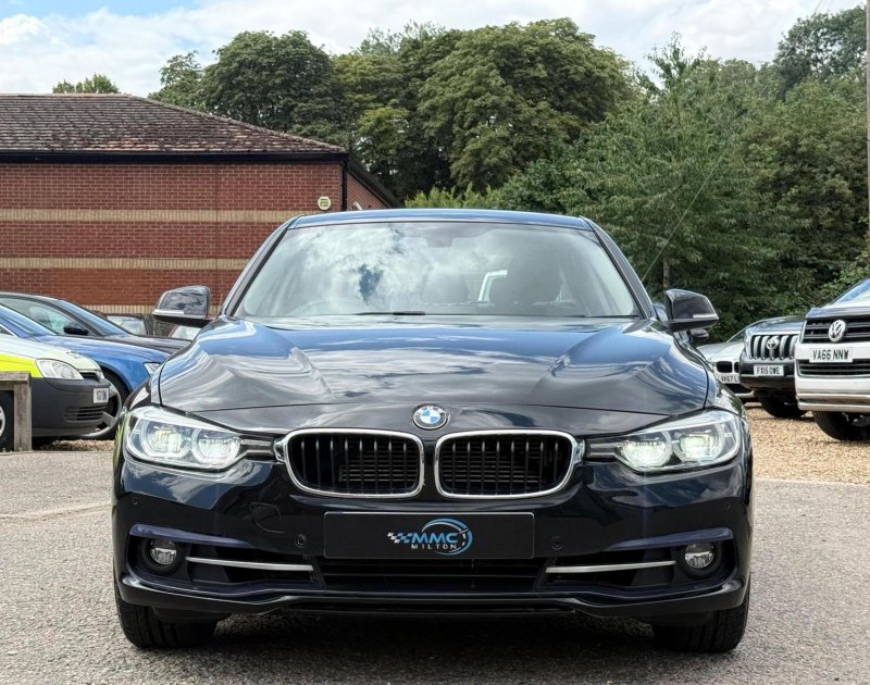 BMW 3 SERIES