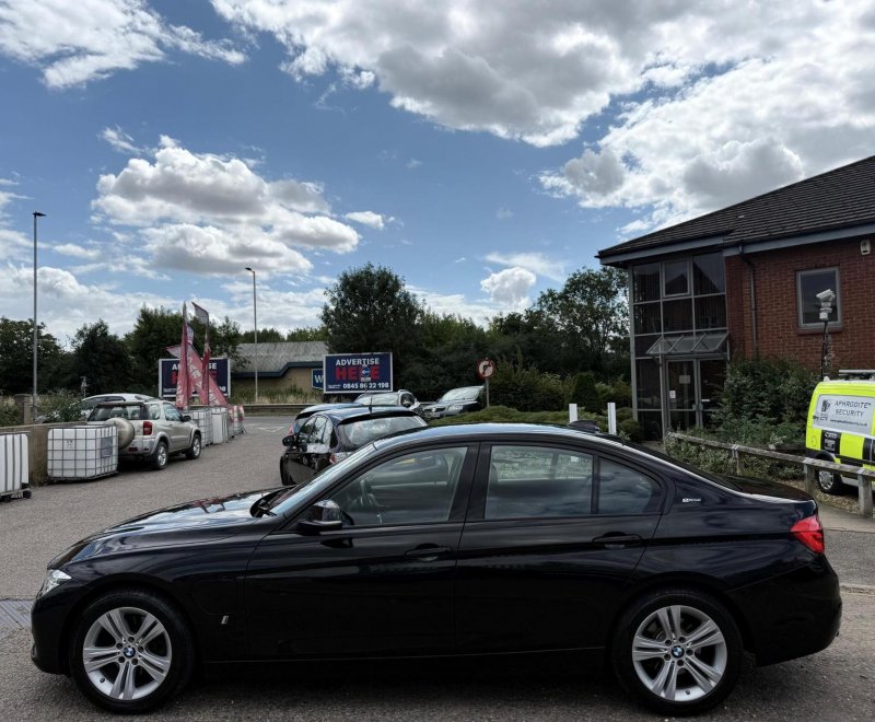 BMW 3 SERIES