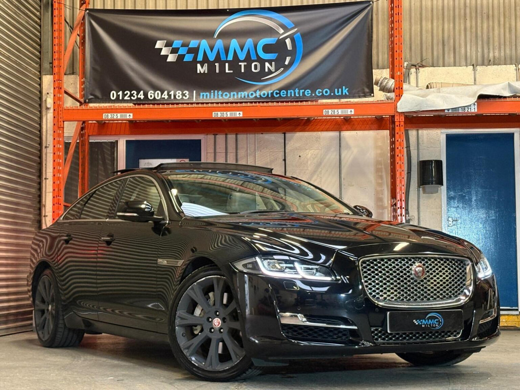 2016 Jaguar XJ